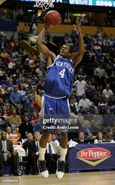 nashville-tn-rajon-rondo-of-the-kentucky-widcats-drives-for-a-shot-attempt-against-the-alabama.jpg