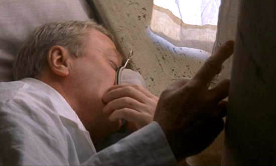 The-Cider-House-Rules-Screencaps-michael-caine-6143438-550-330.jpg