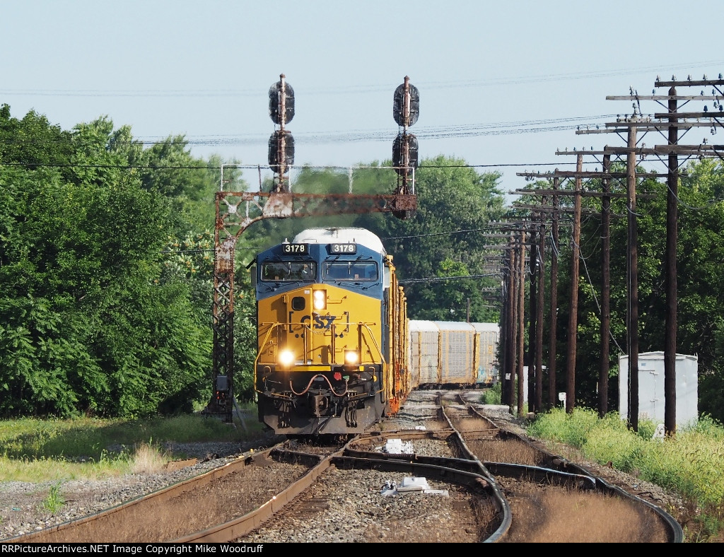 CSXT3178-1.JPG