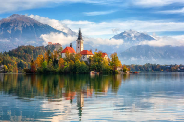 famous-alpine-bled-lake-in-slovenia-amazing-autumn-landscape-scenic-view-of-the-lake-island.jpg