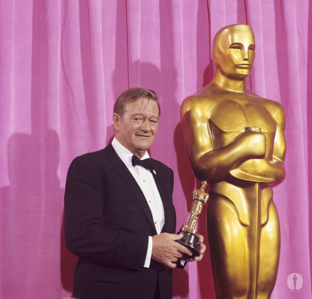 john-wayne-academy-award.jpg