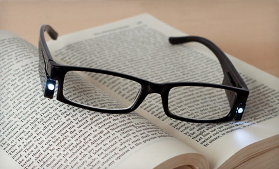 led-light-reading-glasseses.jpg