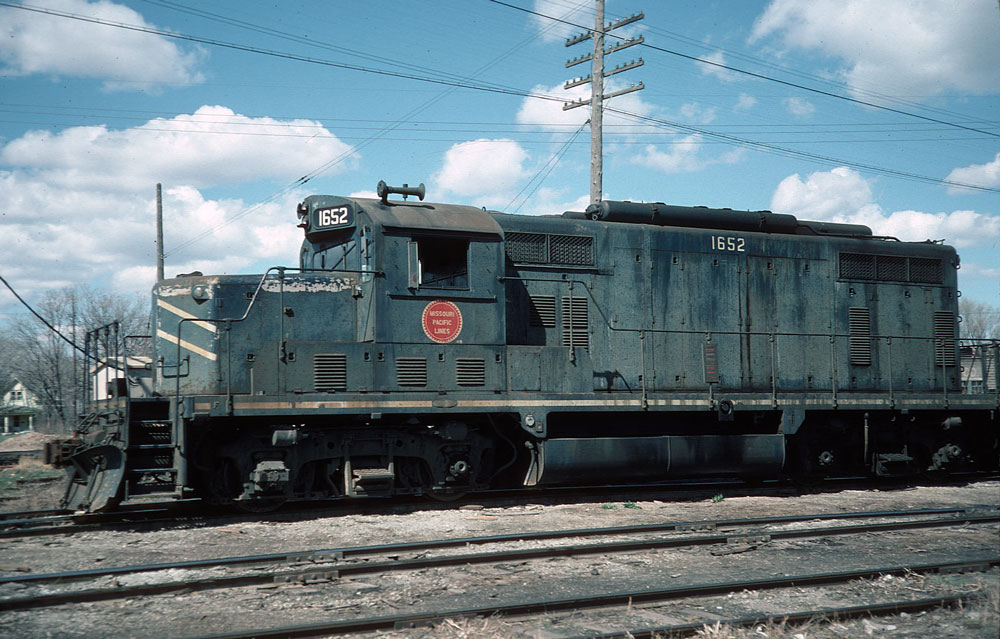 MP1652_1976_04_LincolnNE.jpg