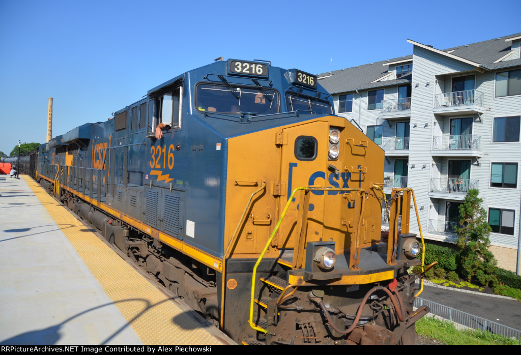 CSX%20Q301-19.JPG