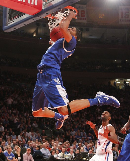 A-Davis-dunk-Kansas.jpg