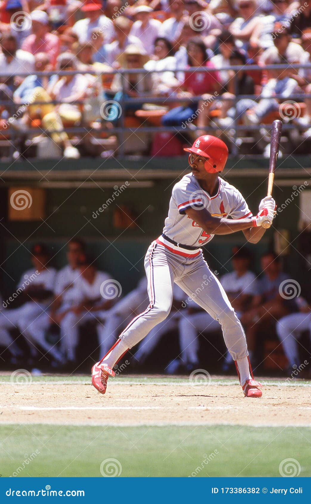 st-louis-cardinals-outfielder-willie-mcgee-image-taken-color-slide-willie-mcgee-173386382.jpg