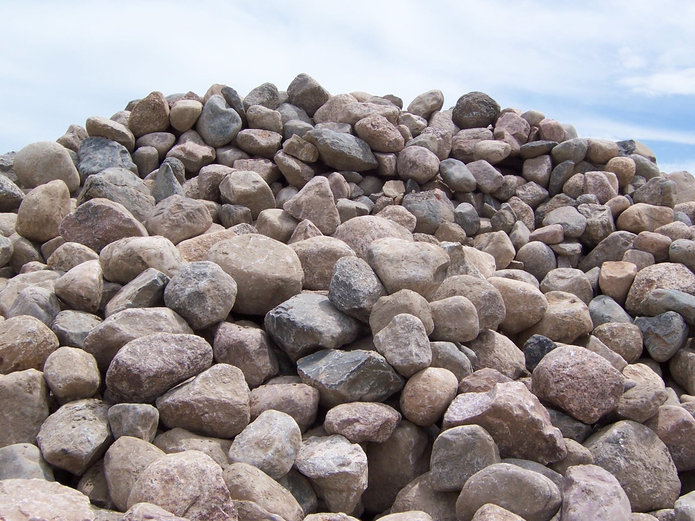 Granite-Boulders-4-6-Inch.jpg