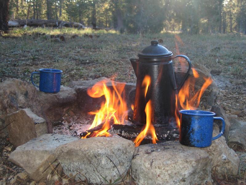 215489_944campfire_coffee_orig1323949747.jpg