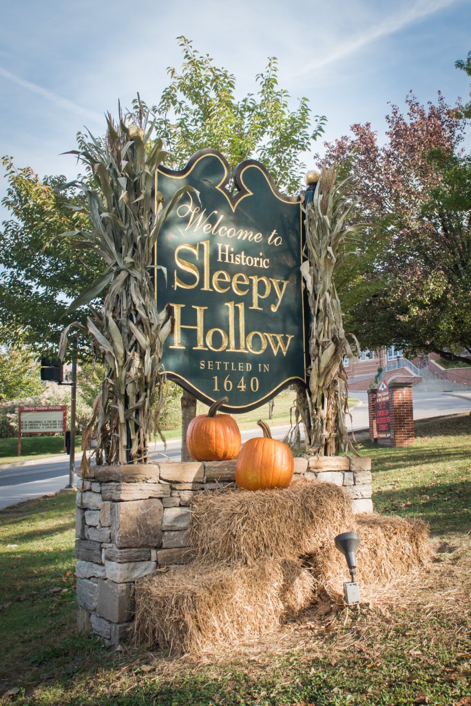 Sleepy-Hollow-Sign-by-Margaret-Fox-Photography.jpg