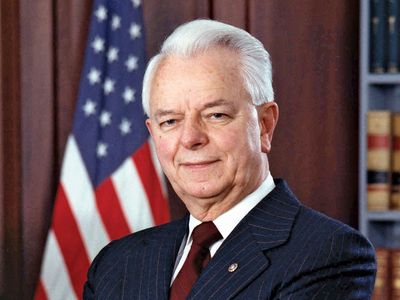 Robert-Byrd-2005.jpg