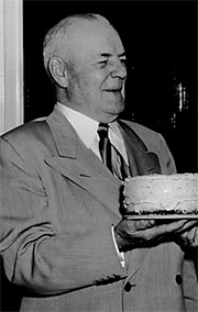 Hines-holding-cake.jpg