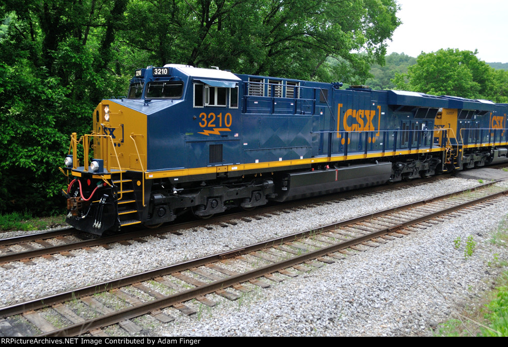 143csx3210.jpg