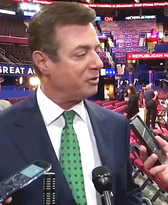 330px-Paul_Manafort_at_2016_RNC.jpg