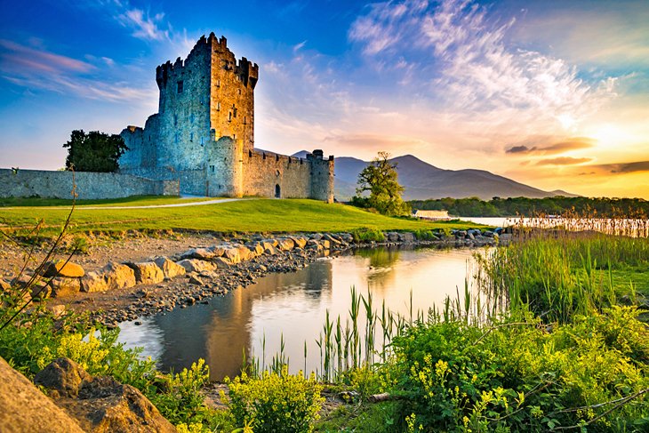 ireland-in-pictures-most-beautiful-places-to-visit-ross-castle.jpg
