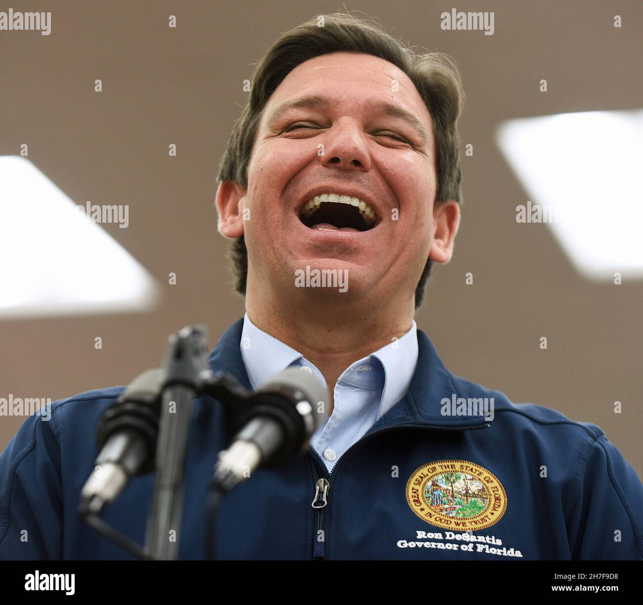 daytona-beach-united-states-22nd-nov-2021-florida-gov-ron-desantis-is-seen-laughing-during-the-press-conference-at-buc-ees-travel-center-where-he-announced-his-proposal-of-more-than-1-billion-in-gas-tax-relief-for-floridians-in-response-to-rising-gas-prices-caused-by-inflation-desantis-is-proposing-to-the-florida-legislature-a-five-month-gas-tax-holiday-credit-sopa-images-limitedalamy-live-news-2H7F9D8.jpg