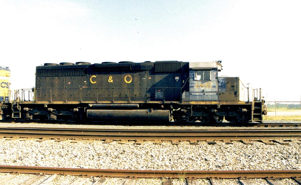 CSX%204617%20a%20[Lv%207-27-08].jpg