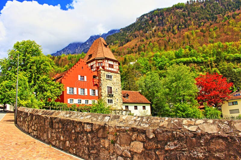 vaduz-picturesque-houses-liechtenstein-red-house-old-town-94476019.jpg