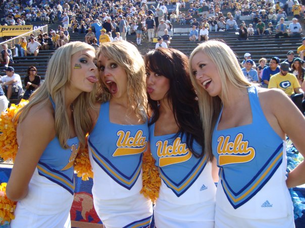 ucla_cheerleaders_10.jpg