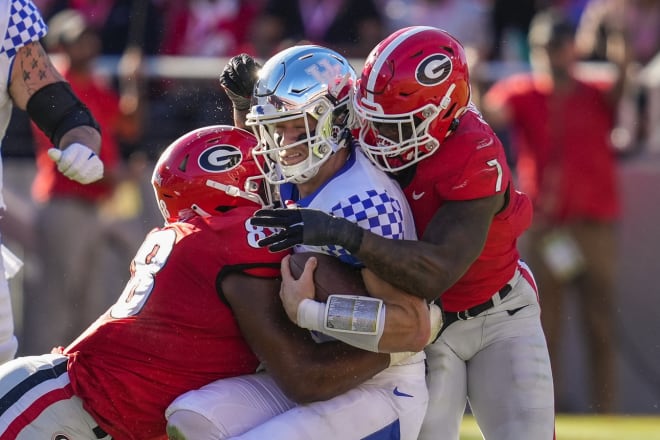 Georgia's top-ranked defense was as good as advertised in a victory over No. 11 Kentucky.