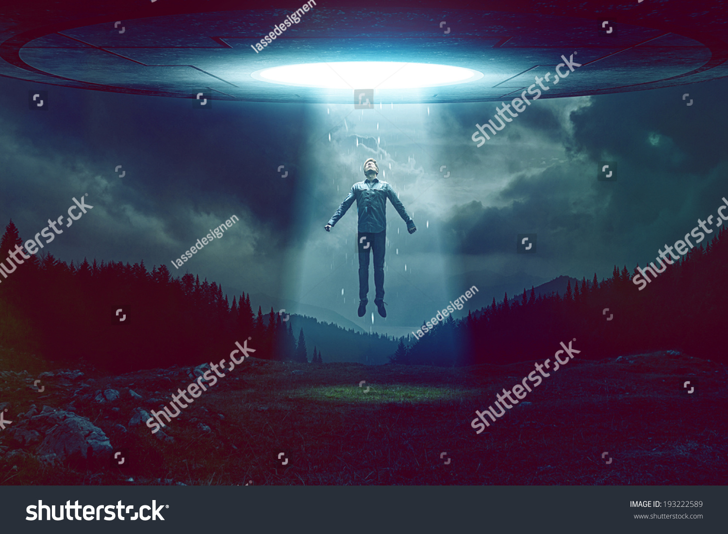 stock-photo-ufo-193222589.jpg