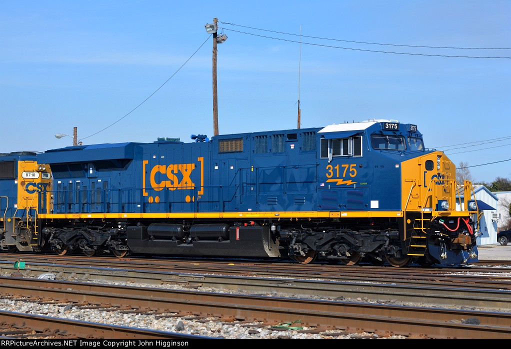 feb7-2015-csx3175_v2.jpg