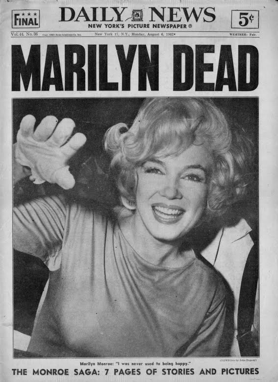 Marilyn_Monroe_Dead_-_New_York_Daily_News__Monday__August_6__1962.jpg