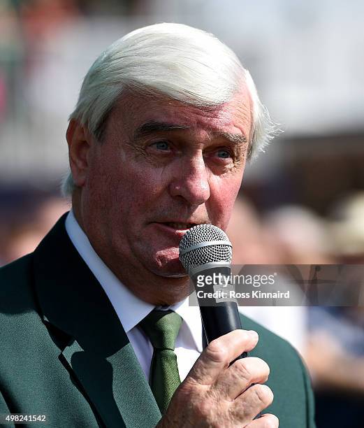 ivor-robson-the-offical-starter-of-the-european-tour-after-officiating-in-his-final-event.jpg